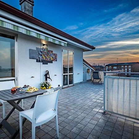 Il Terrazzo Sul Tramonto Apartment Bastiglia Exterior photo