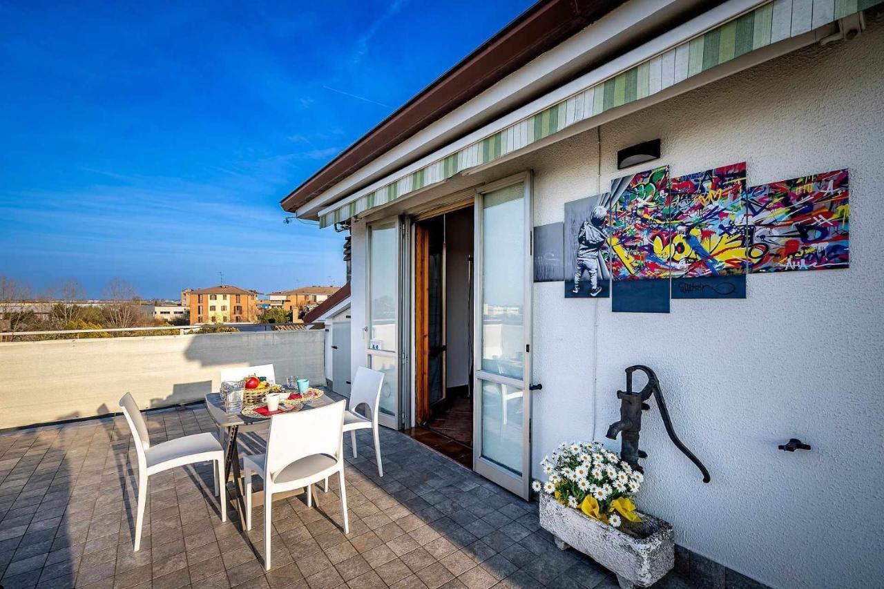 Il Terrazzo Sul Tramonto Apartment Bastiglia Exterior photo